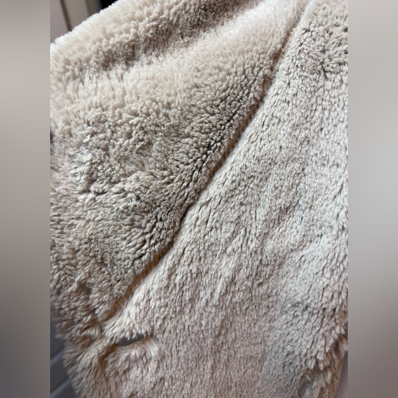 Jones New York Penny Lane Ivory Faux Suede Shearling Coat, Size L - Picture 2 of 8